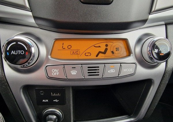 SsangYong Korando cena 31900 przebieg: 145000, rok produkcji 2013 z Kosów Lacki małe 497